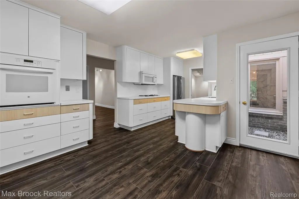 3685 Quail Hollow Drive Bloomfield Hills City MI 48302
