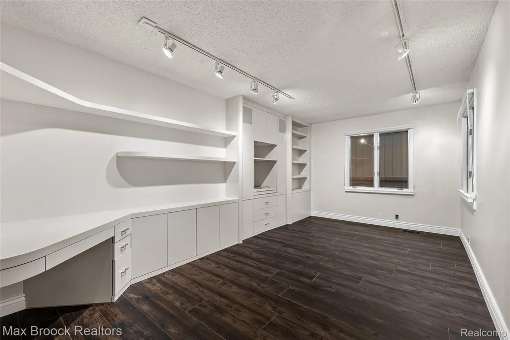 3685 Quail Hollow Drive Bloomfield Hills City MI 48302