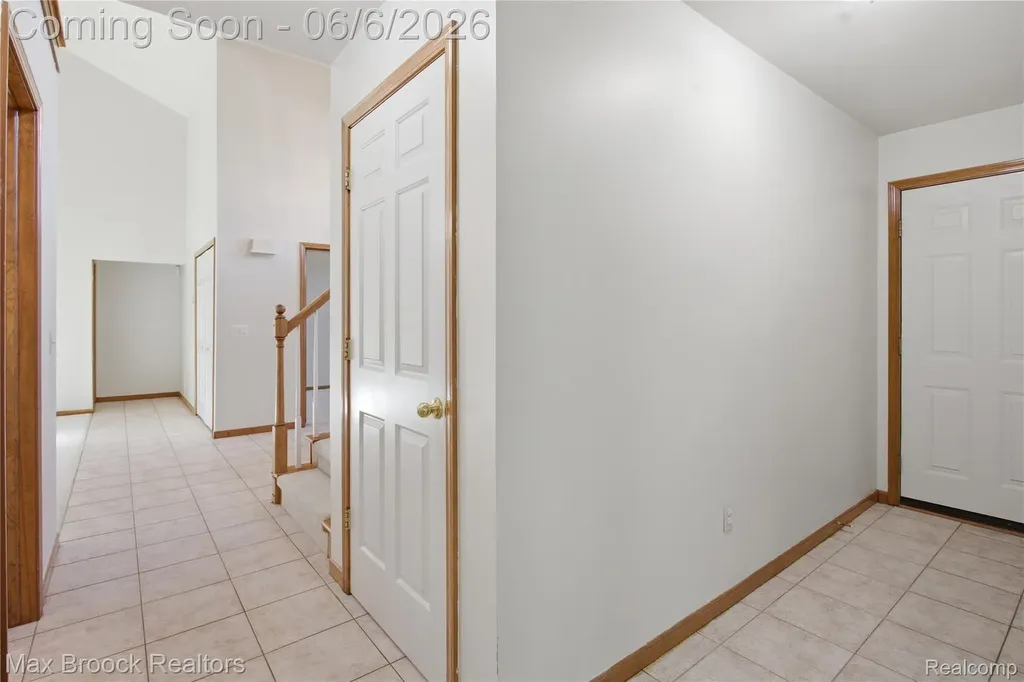 46547 Glen Eagle Drive Shelby Charter Township MI 48315