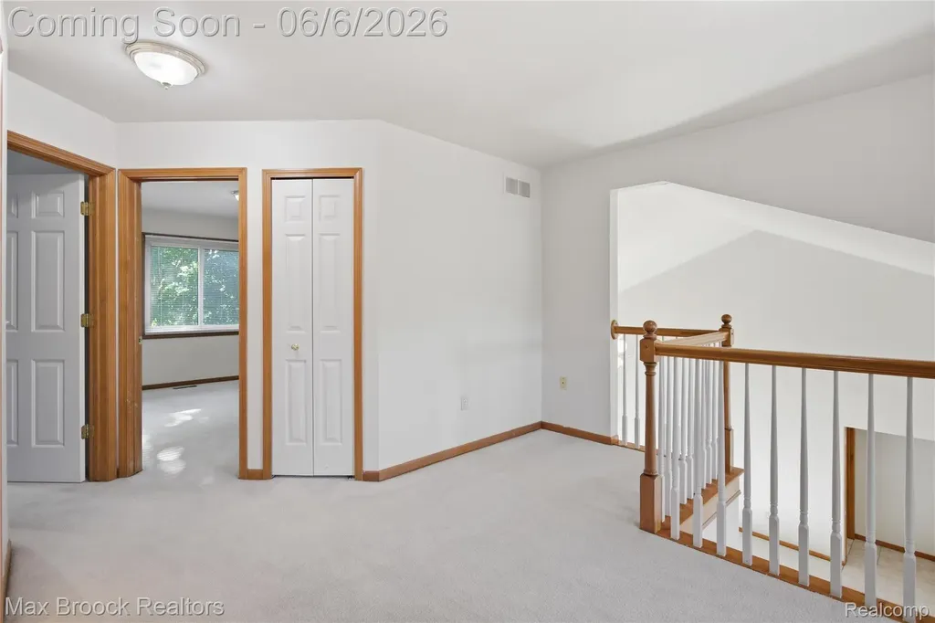46547 Glen Eagle Drive Shelby Charter Township MI 48315