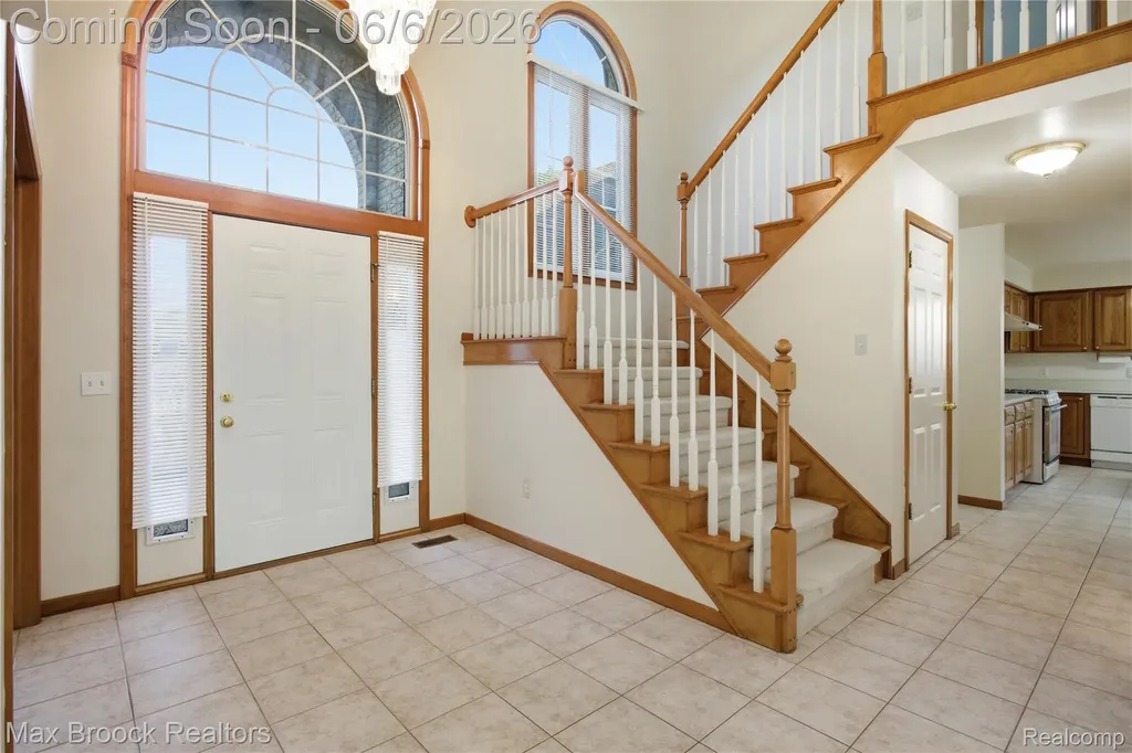 46547 Glen Eagle Drive Shelby Charter Township MI 48315