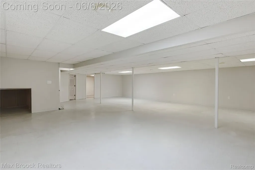 46547 Glen Eagle Drive Shelby Charter Township MI 48315