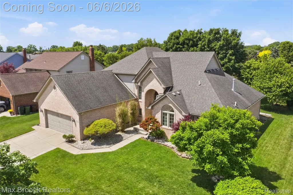 46547 Glen Eagle Drive Shelby Charter Township MI 48315