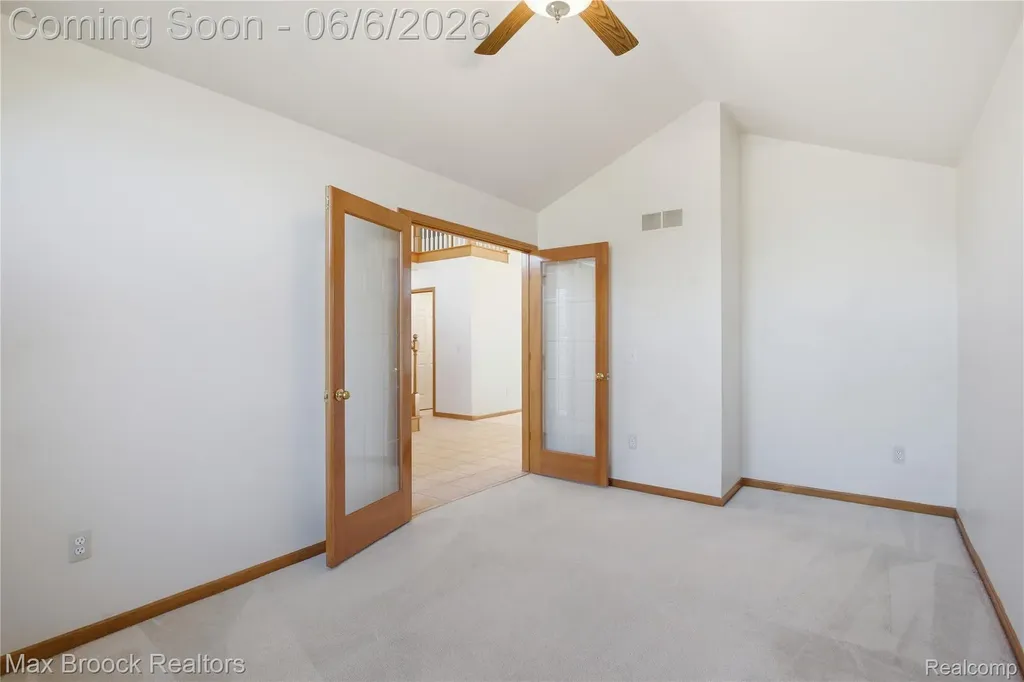 46547 Glen Eagle Drive Shelby Charter Township MI 48315