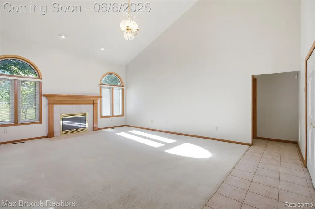46547 Glen Eagle Drive Shelby Charter Township MI 48315