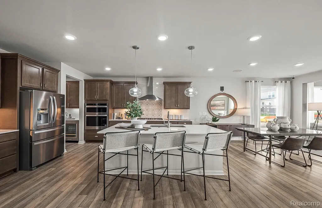 623 Gretchen Lane Saline City MI 48176