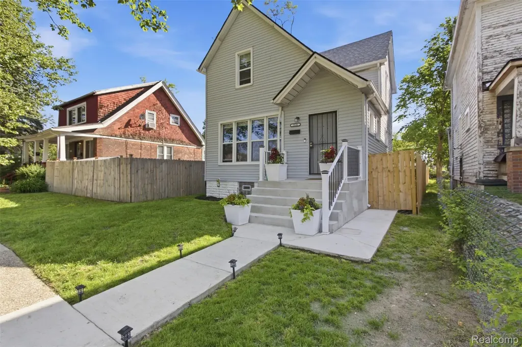3836 Cadillac Boulevard Detroit City MI 48214