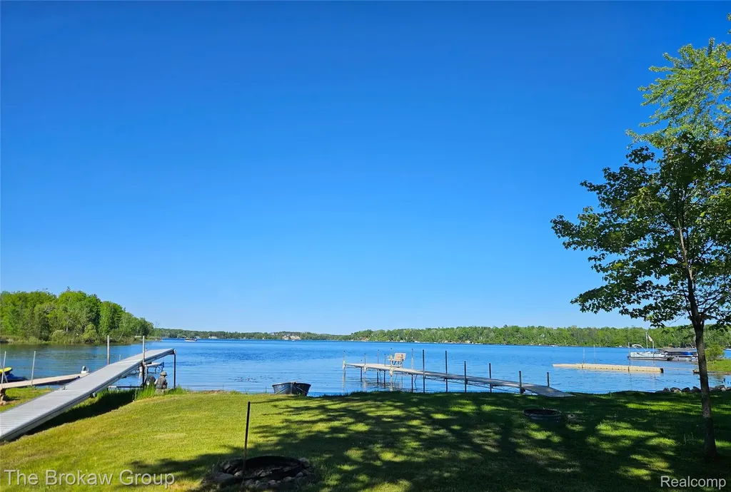 4448 Loon Lake Road Plainfield Township MI 48739