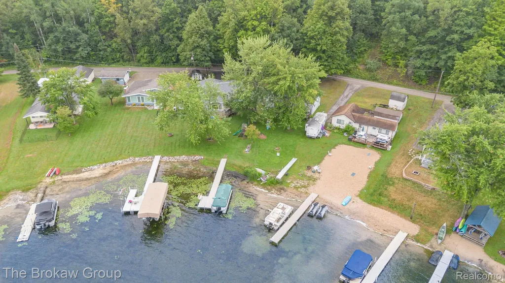 4448 Loon Lake Road Plainfield Township MI 48739