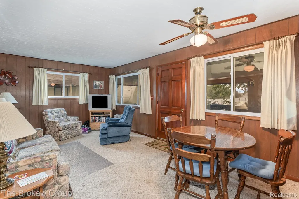 4448 Loon Lake Road Plainfield Township MI 48739