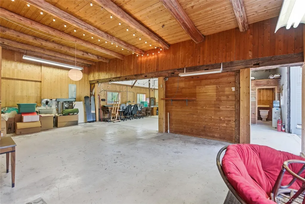 4480 Sheldon Oakland Charter Township MI 48306