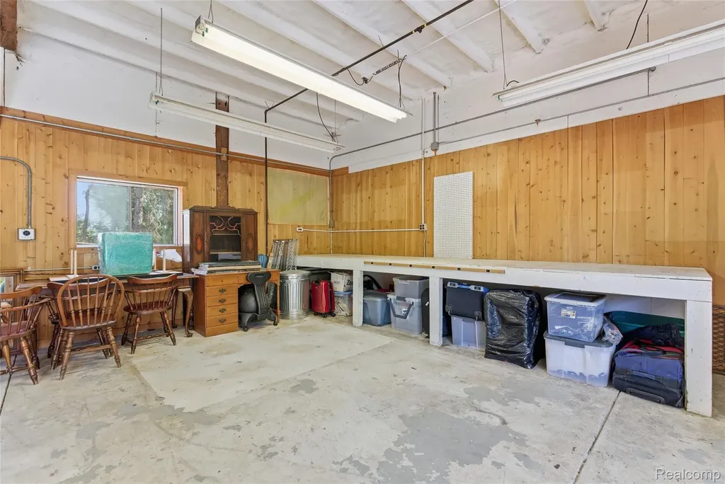 4480 Sheldon Oakland Charter Township MI 48306