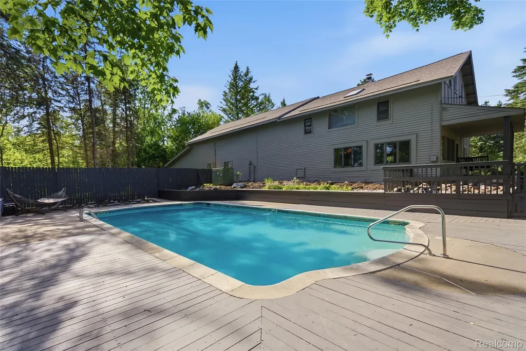 4480 Sheldon Oakland Charter Township MI 48306