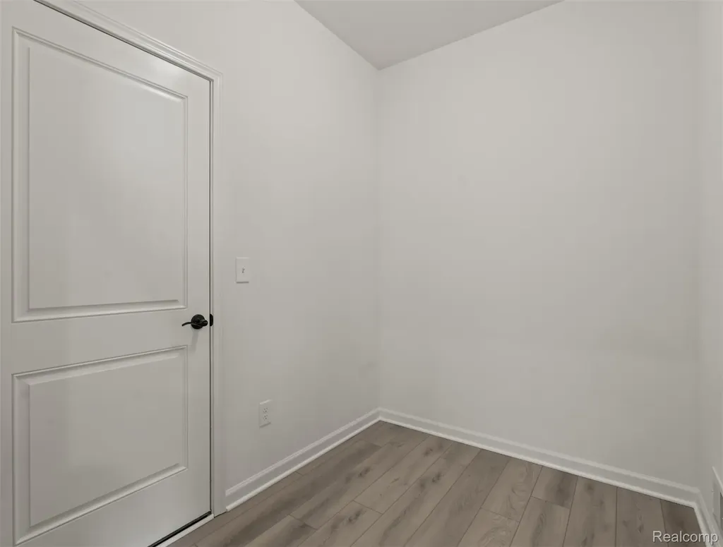 26591 Triple Crown Drive South Lyon City MI 48178