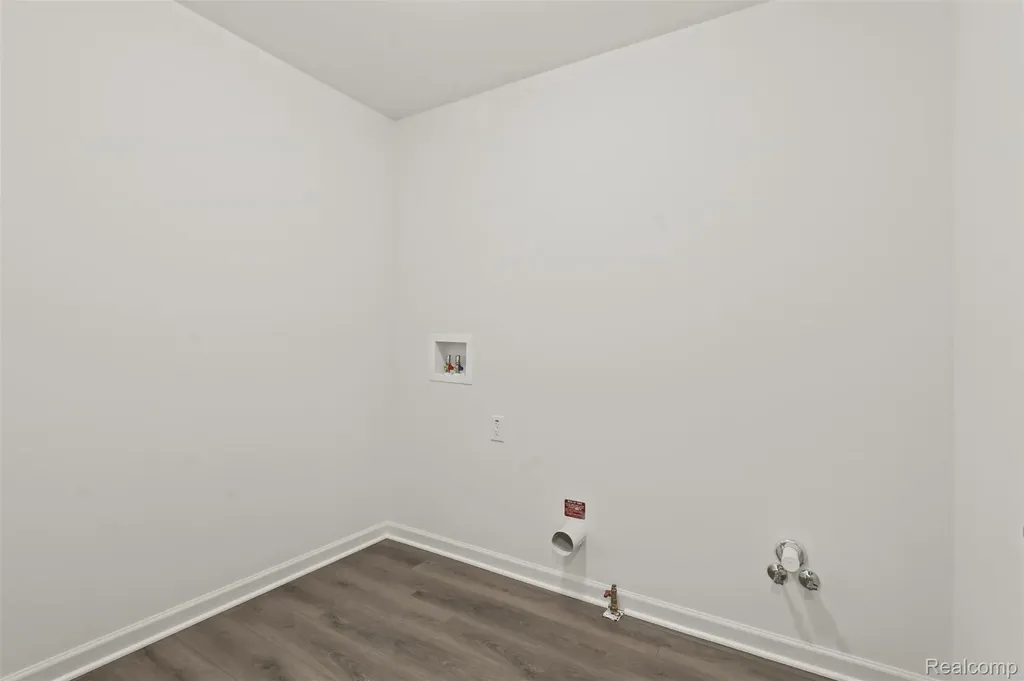 26591 Triple Crown Drive South Lyon City MI 48178