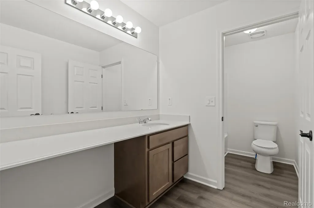 26591 Triple Crown Drive South Lyon City MI 48178