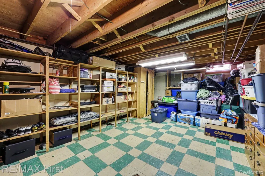 21212 Francis Street St. Clair Shores City MI 48082