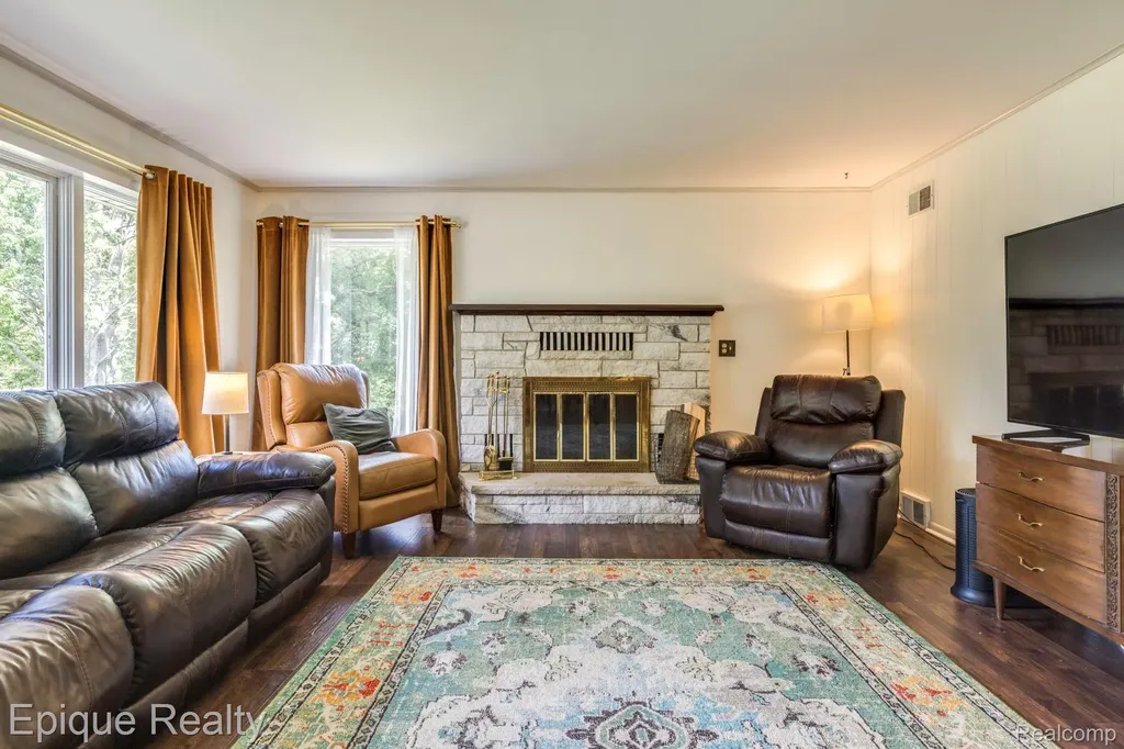 3750 Parker Road Fort Gratiot Charter Township MI 48059