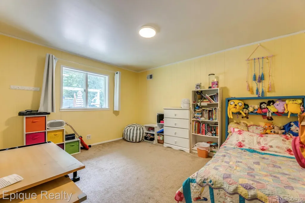 3750 Parker Road Fort Gratiot Charter Township MI 48059