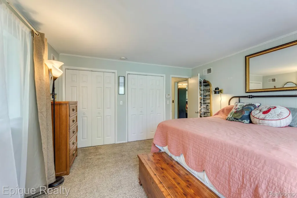 3750 Parker Road Fort Gratiot Charter Township MI 48059