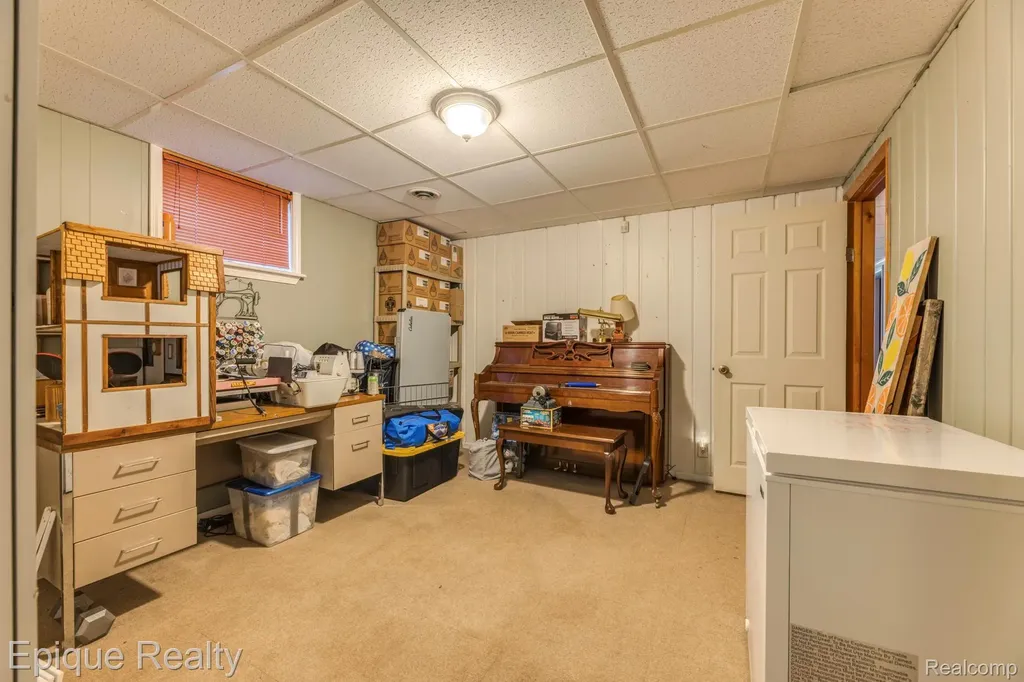 3750 Parker Road Fort Gratiot Charter Township MI 48059