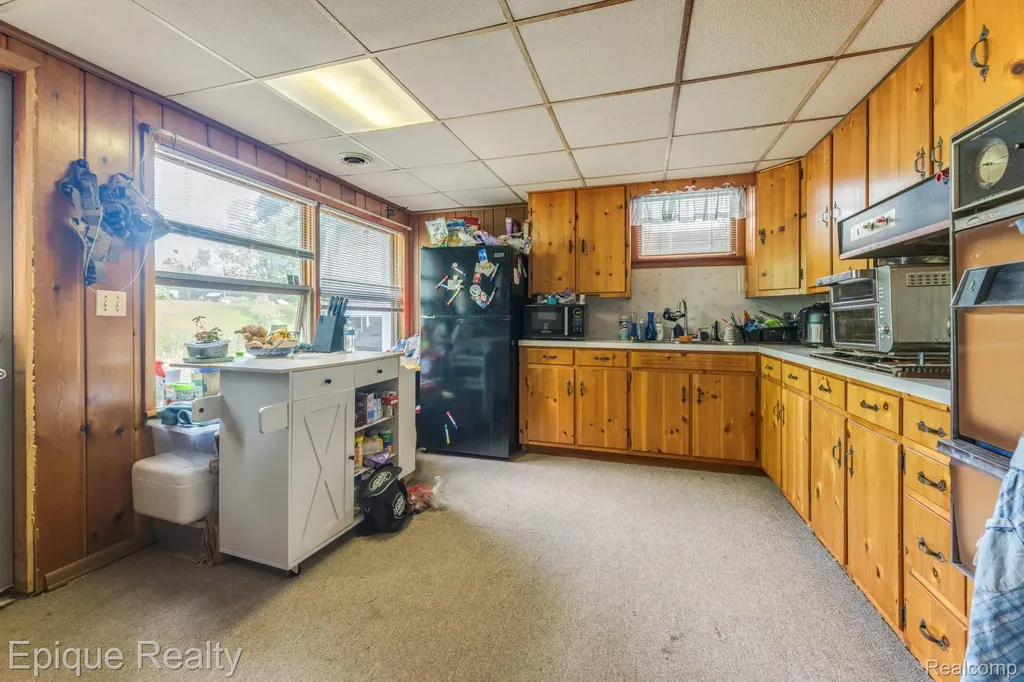 3750 Parker Road Fort Gratiot Charter Township MI 48059