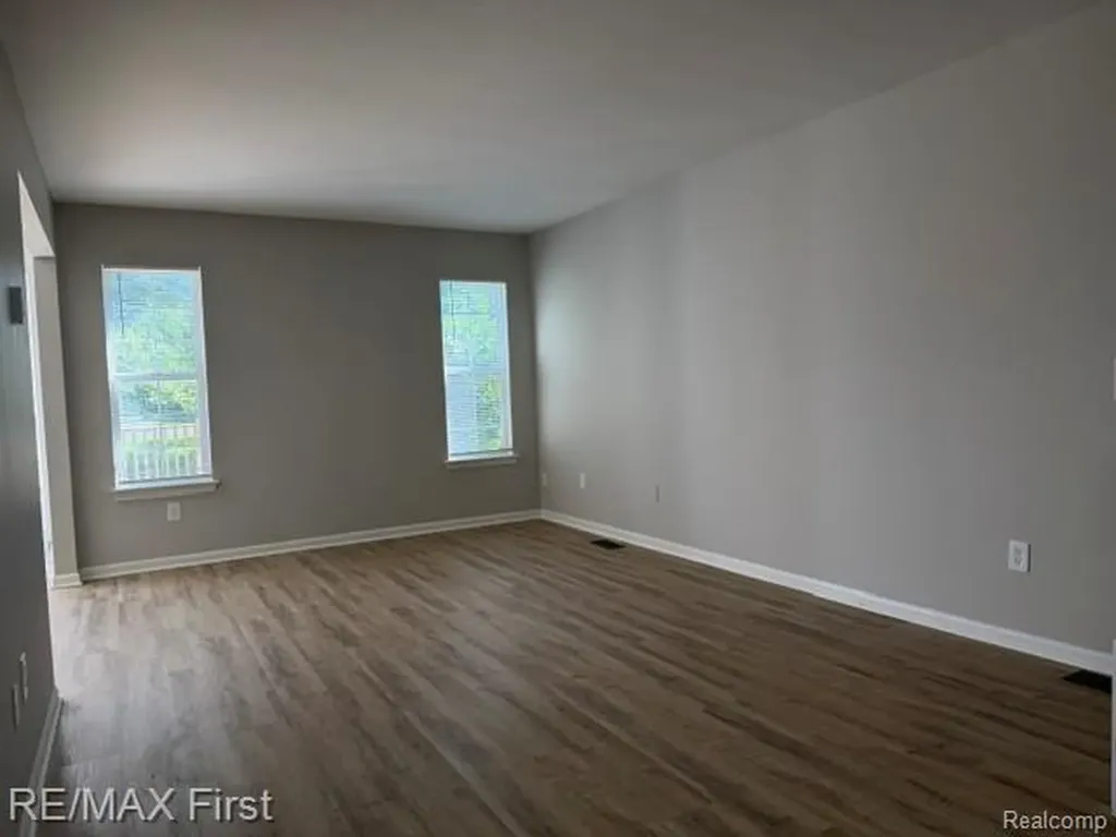 3865 Hunters Way Court Canton Charter Township MI 48188