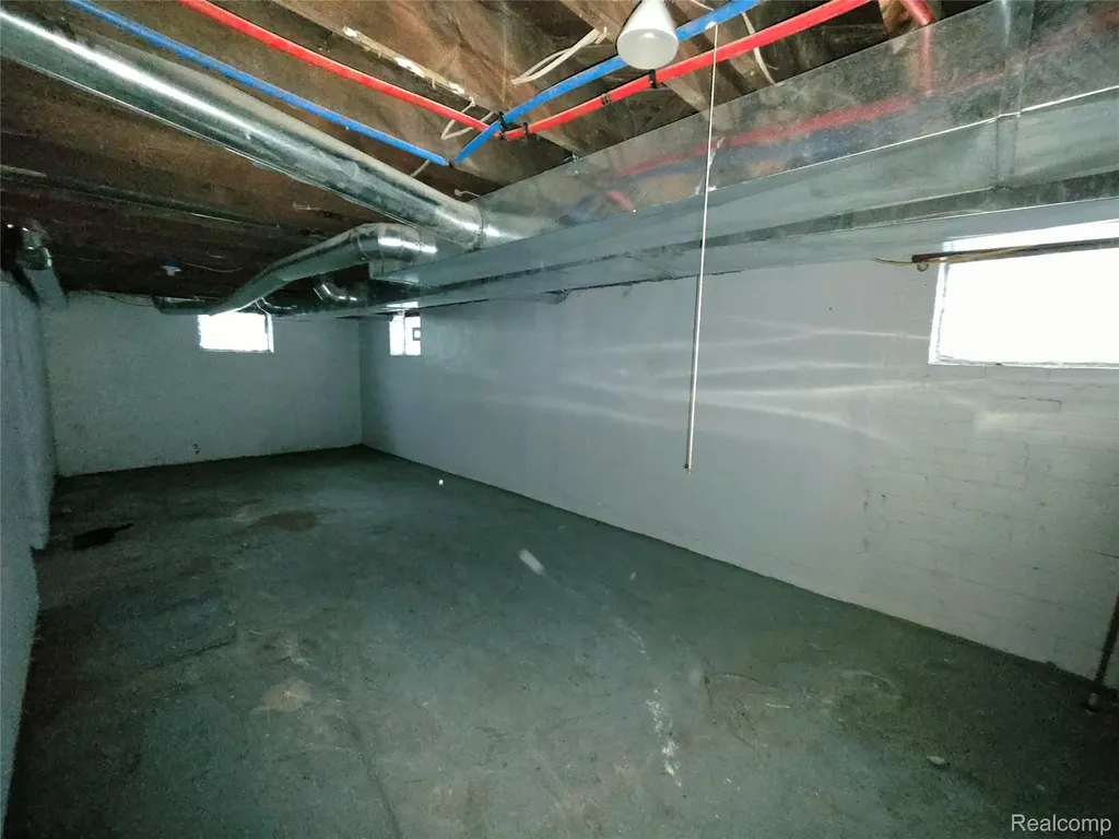 16169 Roselawn Street Detroit City MI 48221