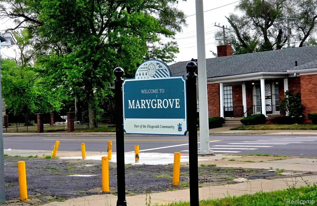 16169 Roselawn Street Detroit City MI 48221