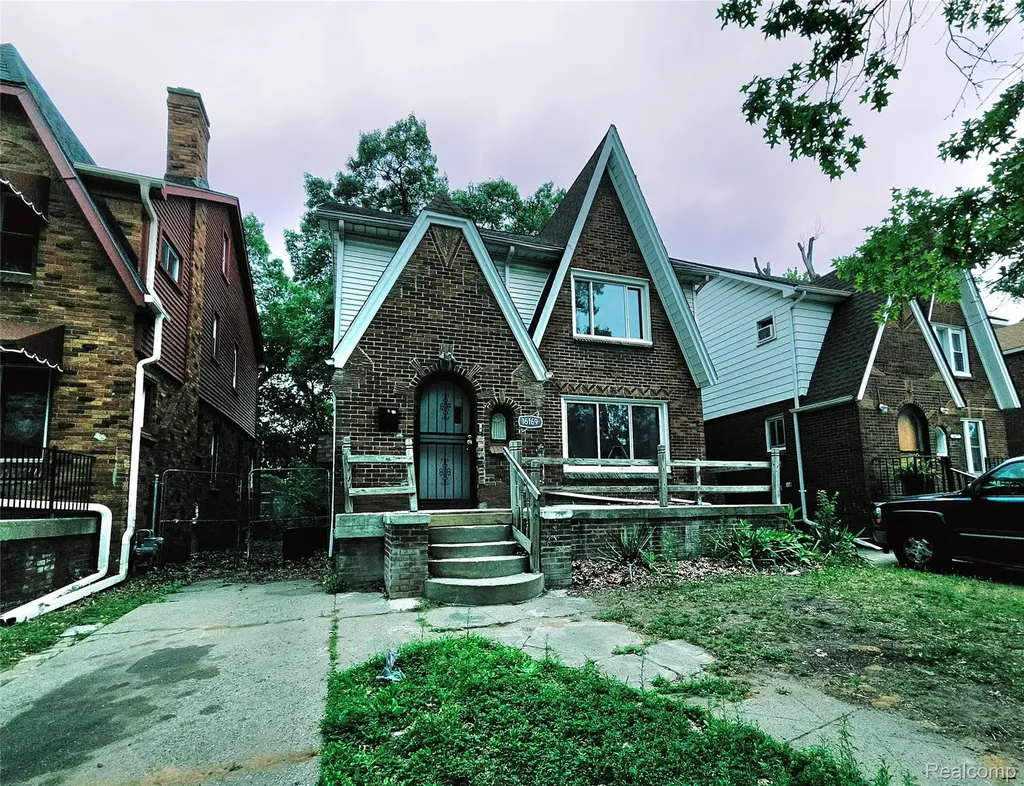 16169 Roselawn Street Detroit City MI 48221