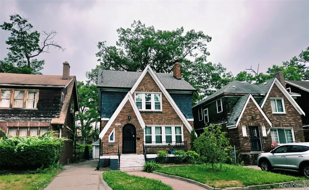 16169 Roselawn Street Detroit City MI 48221
