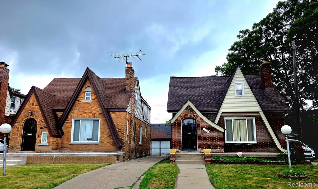 16169 Roselawn Street Detroit City MI 48221