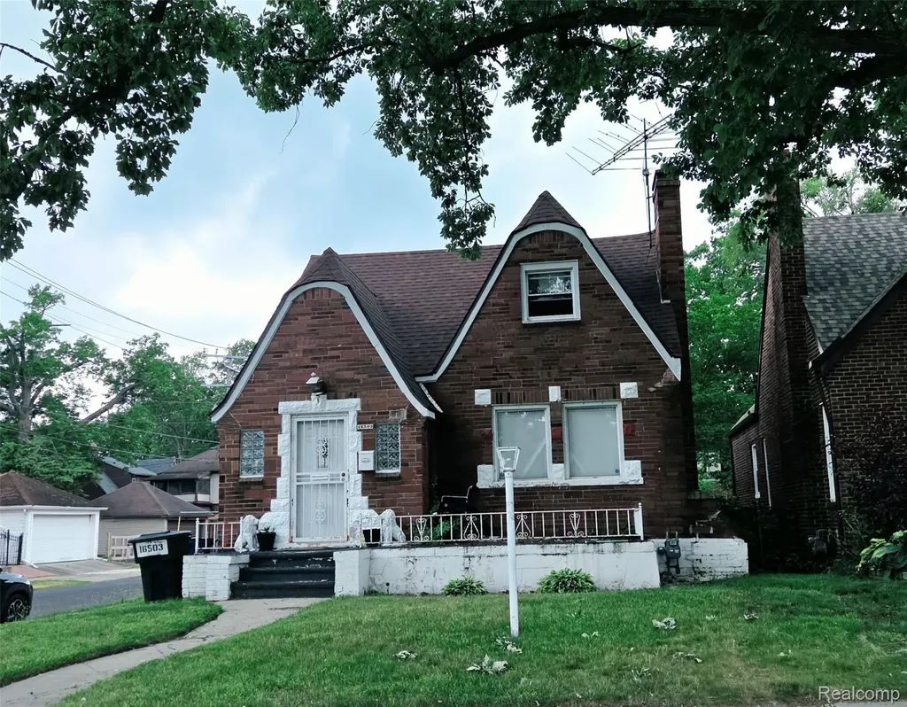16169 Roselawn Street Detroit City MI 48221