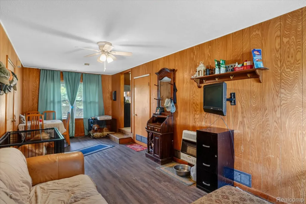 25692 M 60 Homer Township MI 49245