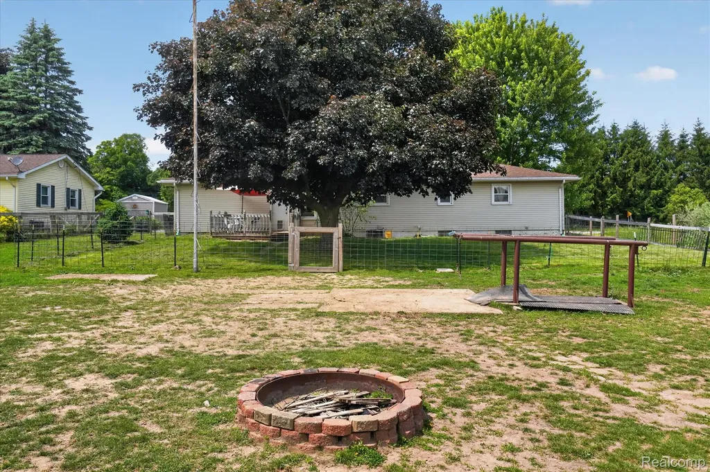 25692 M 60 Homer Township MI 49245