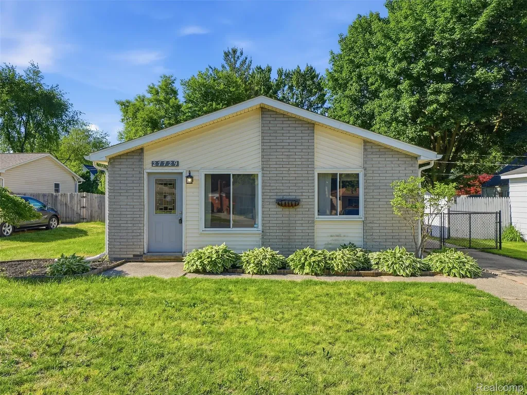 27729 Shiawassee Road Farmington City MI 48336