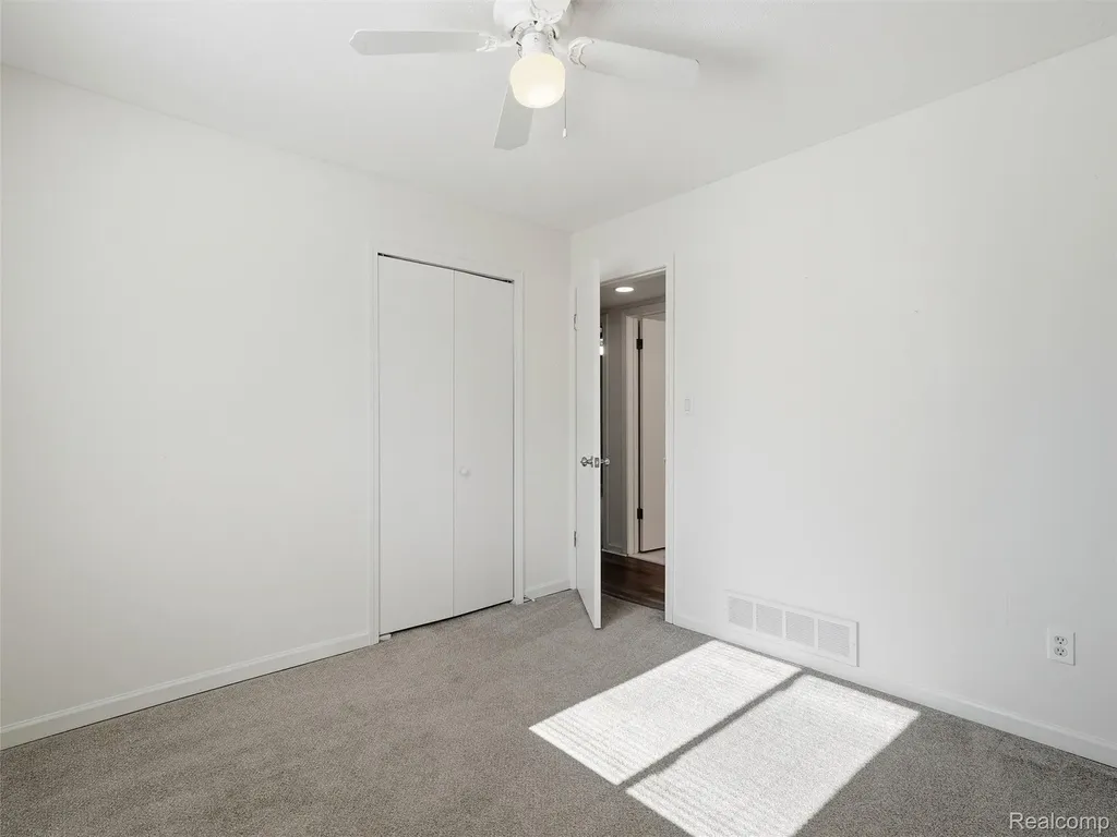 27729 Shiawassee Road Farmington City MI 48336