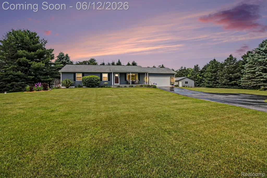 10186 Converse Road Handy Township MI 48836
