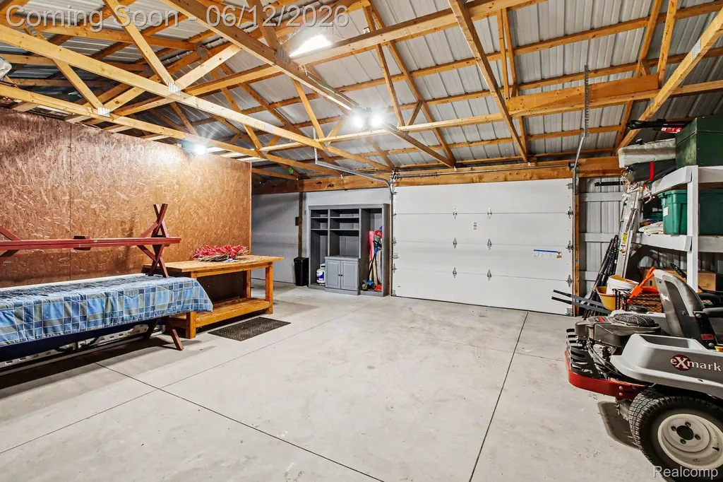 10186 Converse Road Handy Township MI 48836