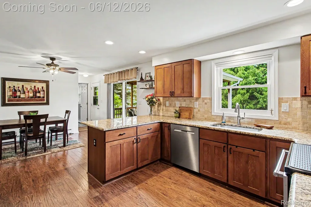 10186 Converse Road Handy Township MI 48836