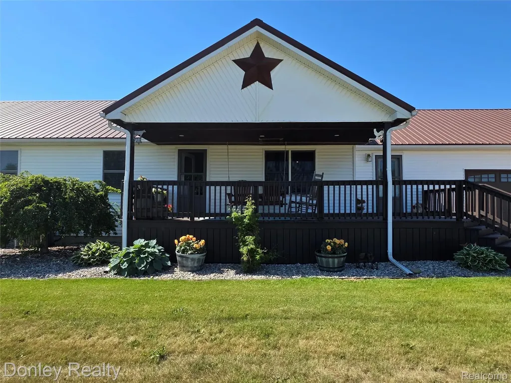 5121 Cotter Road Marlette City MI 48453