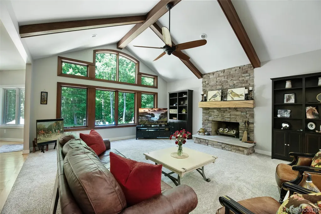 3957 Mill Lake Road Orion Charter Township MI 48360
