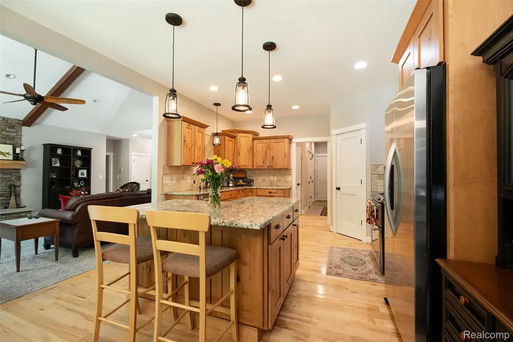 3957 Mill Lake Road Orion Charter Township MI 48360