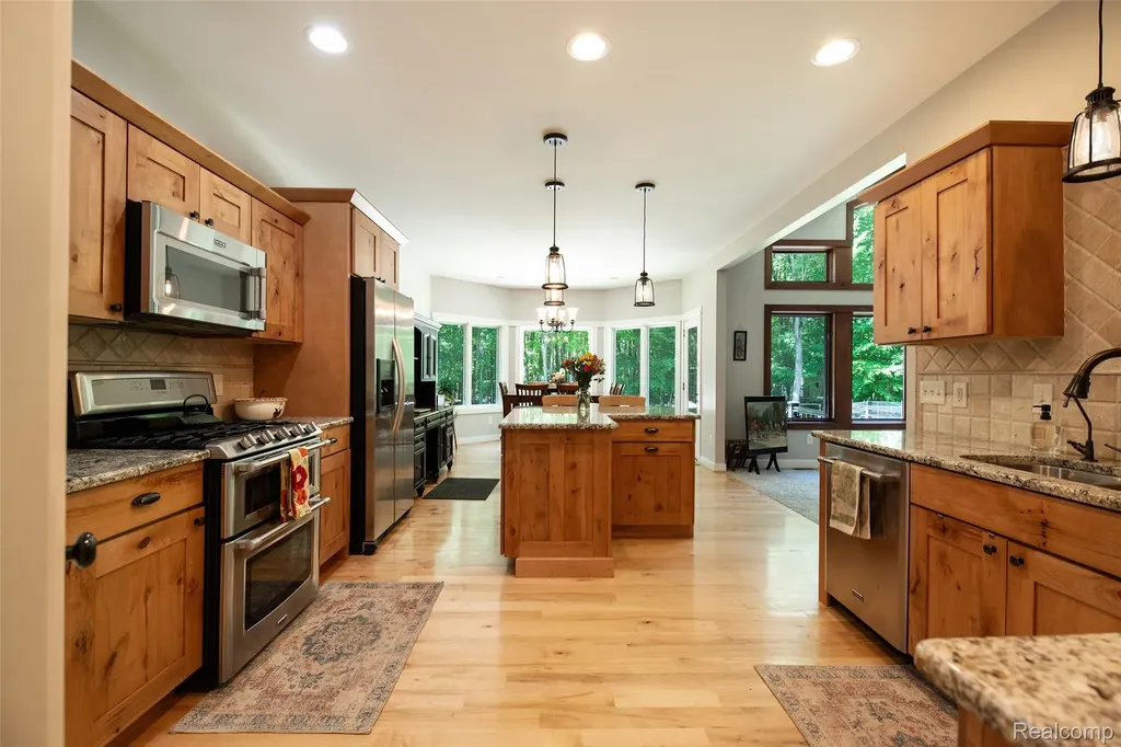 3957 Mill Lake Road Orion Charter Township MI 48360