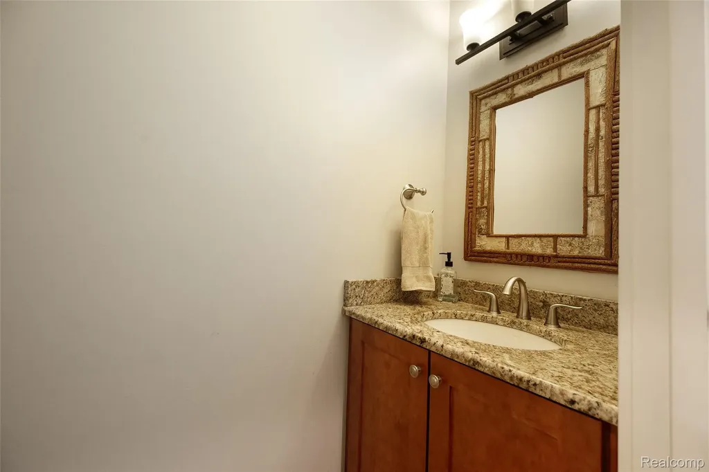 3957 Mill Lake Road Orion Charter Township MI 48360