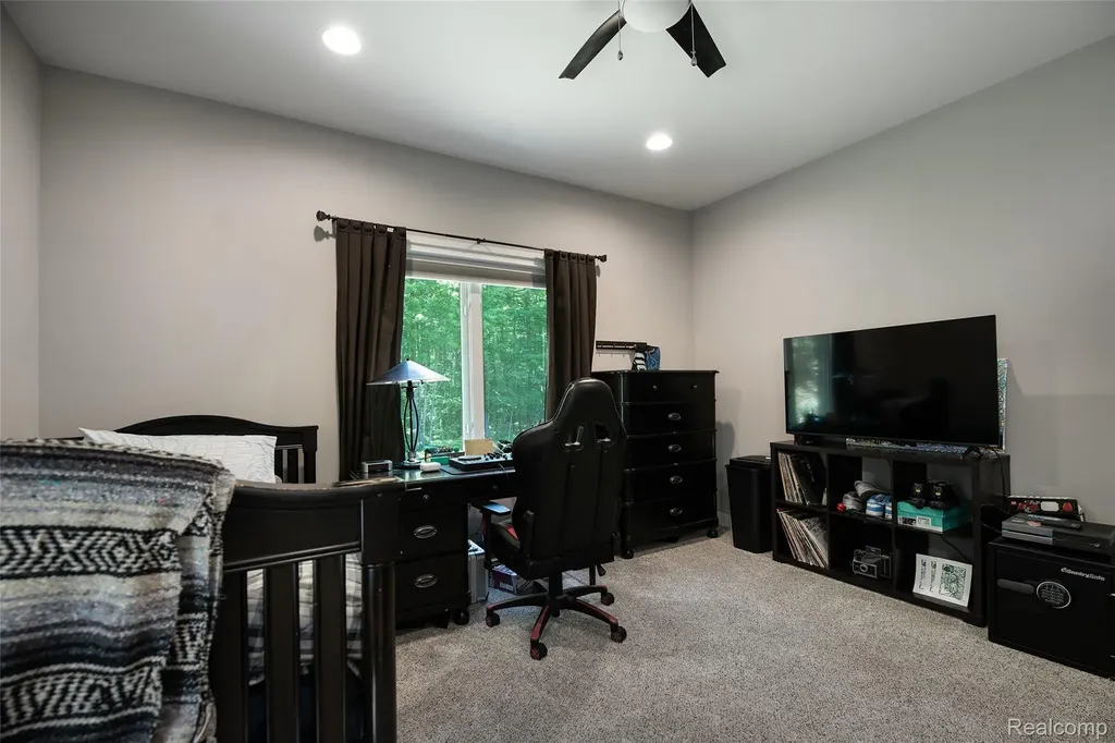 3957 Mill Lake Road Orion Charter Township MI 48360