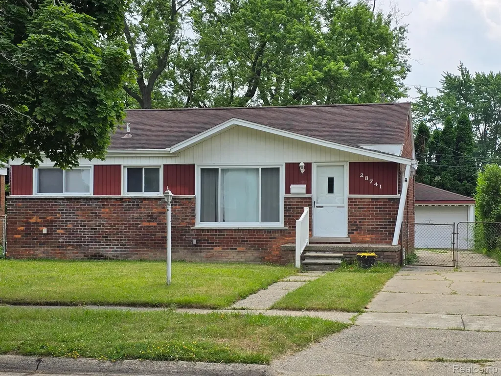 28741 Kathryn Street Garden City City MI 48135