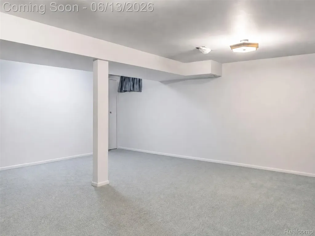 1442 Mariner Drive Walled Lake City MI 48390