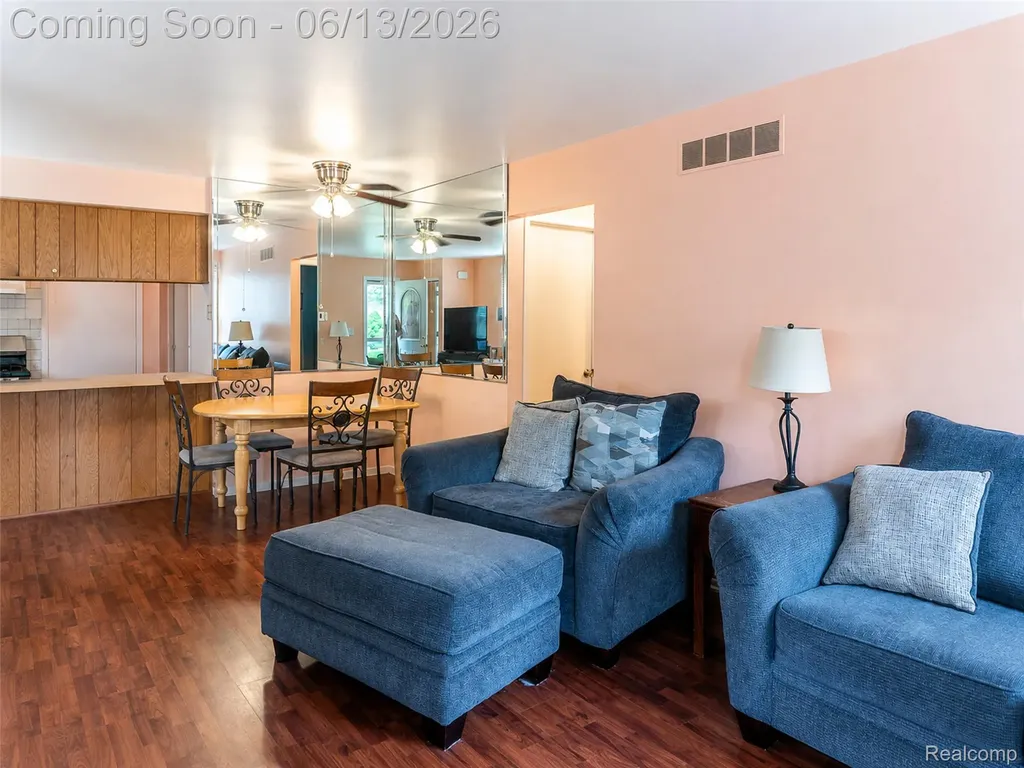 1442 Mariner Drive Walled Lake City MI 48390