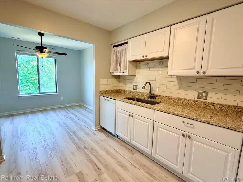 507 W Highland Road Howell City MI 48843